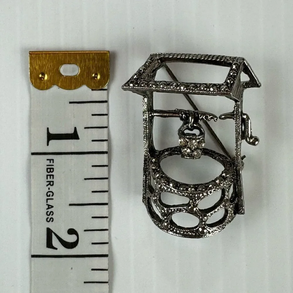 Vintage Wishing Well Brooch Silver Tone Rhinestone Figural Novelty Pin